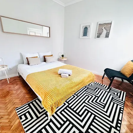 The Crespo House - No 4d - & * Lisbona